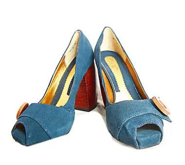 blue suede shoes